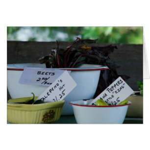 Jalepenos, pimientos bananeros y remolachas