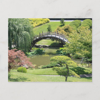 Jardín japonés en la tarjeta postal de la bibliote