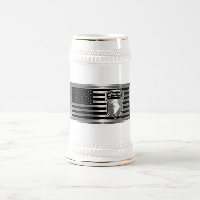 Jarra De Cerveza 101ª División Aérea con Bandera Americana (Centro)