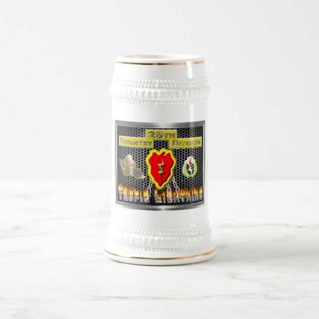Jarra De Cerveza 25ª División de Infantería, recientemente diseñada (Centro)