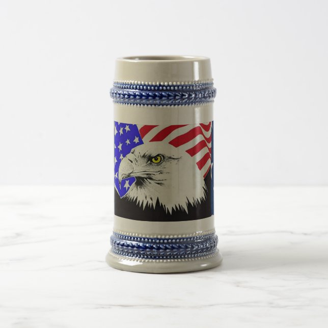 Jarra De Cerveza Águila calva y bandera estadounidense (Centro)
