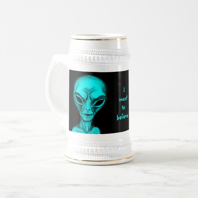 Jarra De Cerveza Alien, quiero creer (Anverso izquierdo)