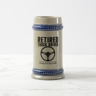 Jarra De Cerveza Cerveza para camionero retirado - Finalmente condu