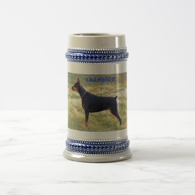 JARRA DE CERVEZA CHAMPION DOBERMAN STEIN (Centro)