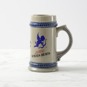JARRA DE CERVEZA CUPIDO CON MENSAJE: EL AMOR SIEMPRE DUELE