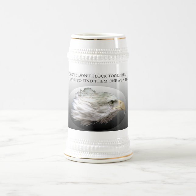Jarra De Cerveza Eagles no se reúne junto a Stein (Centro)
