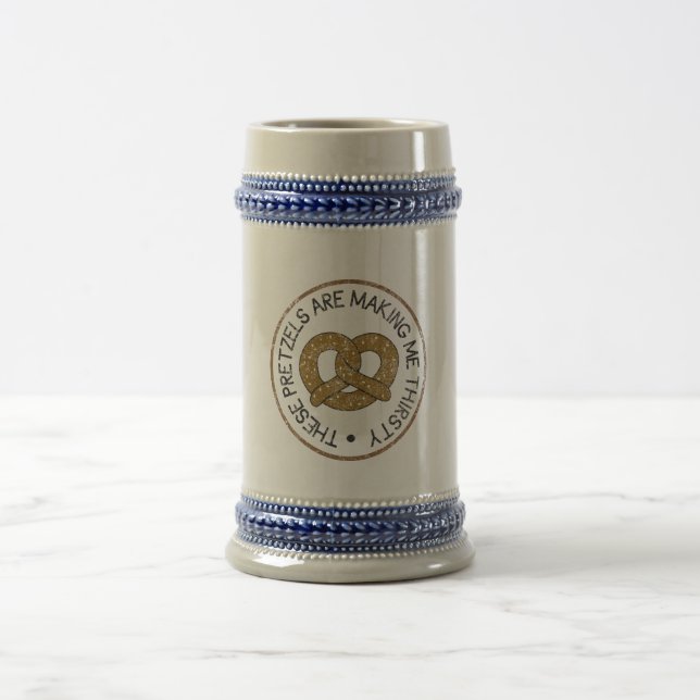 Jarra De Cerveza Estos pretzeles me están haciendo sediento (Centro)