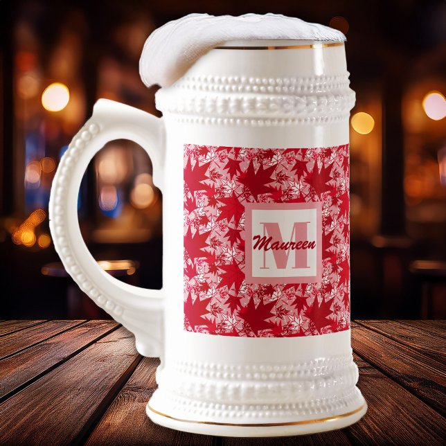 Jarra De Cerveza Hojas de arce en un fondo rosado (Maple Leaves Red on Pink - Bar Scene - The Canadian Outpost Shop)