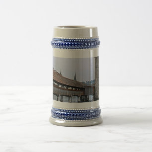 Jarra De Cerveza Muela el puente, puente de madera medieval,