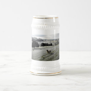 Jarra De Cerveza Oveja en un valle helado