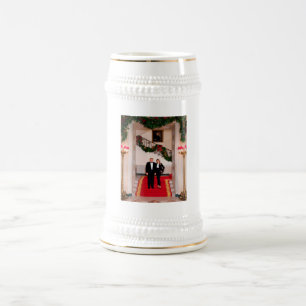 Jarra De Cerveza Pasos de Navidad del presidente Donald Trump y Mel