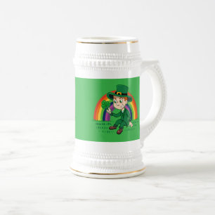 Jarra De Cerveza Personalizado lindo leprechaun con shamrock y arco