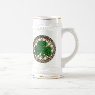 Jarra De Cerveza Shamrock, Lattice Y Nudos Celtos En Beige Mug