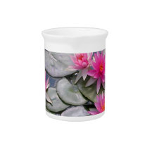 Lirios de agua rosados