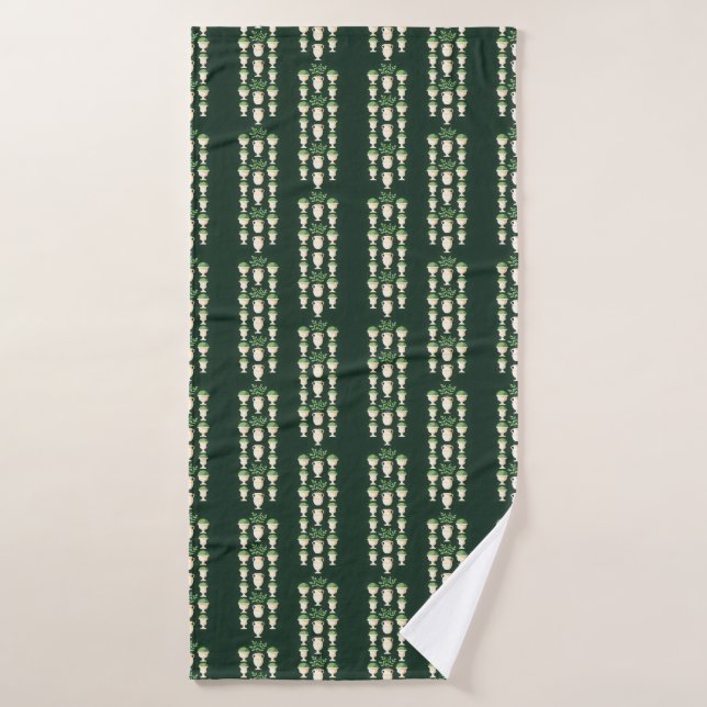 Jarras clásicas y follaje sobre un verde oscuro (Toalla de baño)
