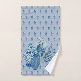 Jarrones de jengibre azules y blancos claros