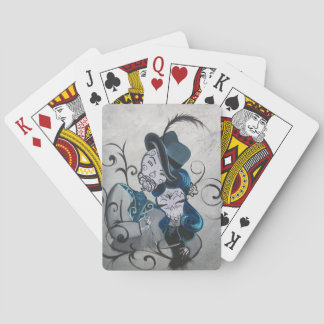 Jessica Cruz para siempre en amor jugando cartas