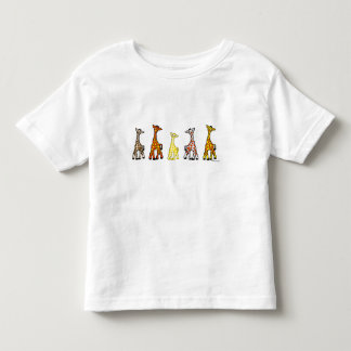 Jirafas del bebé en una camiseta del niño de la
