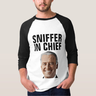 JOE BIDEN SNIFFER EN JEFE DE LA DIVERSA CAMISETA