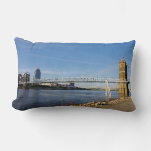 John A. Roebling Bridge almohada lumbar