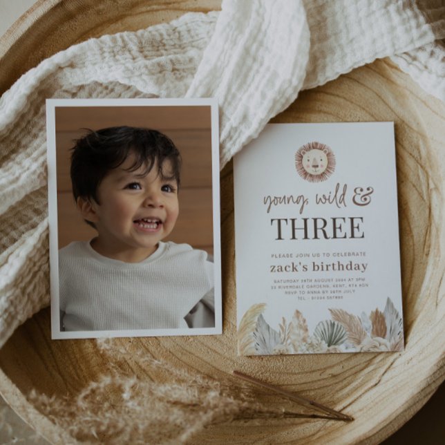 Joven, Salvaje y Tres Hojas Neutrales Invitación d (Subido por el creador)