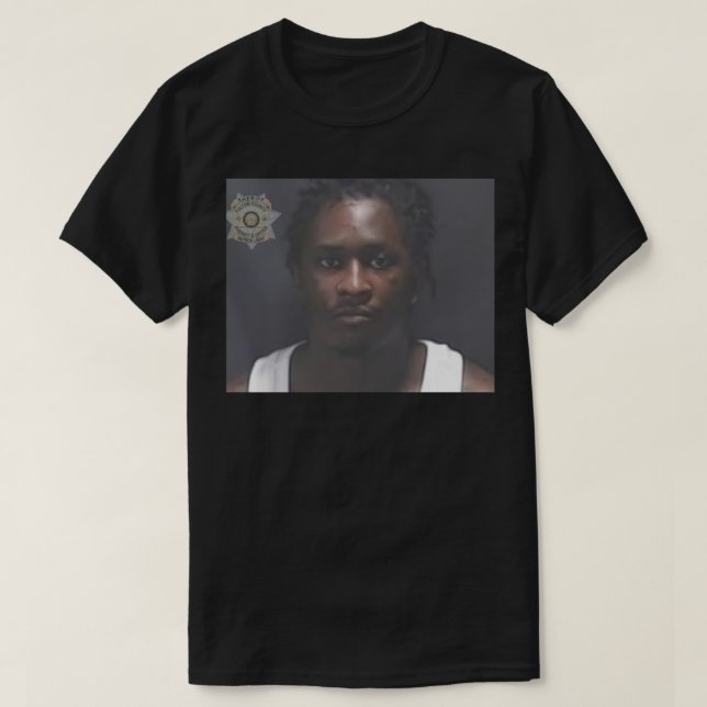 Joven Thug Mugshot esencial camiseta (Diseño del anverso)