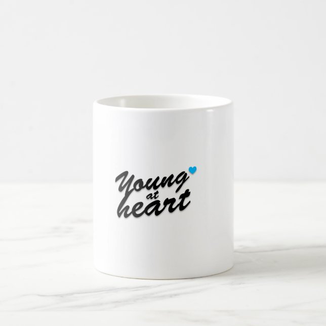 Jóvenes en la taza del corazón (Centro)