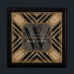Joyero Casilla de aniversario de Boda de oro negro de est<br><div class="desc">Diseño inspirado en el Art Déco con Gatsby, de los años 20, sabor vintage. Con texto personalizable y monograma, combinado con un diseño geométrico y dorado purpurina muy elegante. Elegante y elegante boda personalizada, aniversario o compromiso presente. Personalice con nombres, fecha de aniversario y monograma o números - hecho en...</div>
