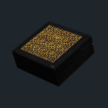 Joyero Patrón animal de impresión de leopardo<br><div class="desc">Esta joya de moda presenta un patrón de estampado de leopardo salpicado con manchas de animales negros sobre un fondo de piel de color amarillo-naranja. Trae el gato salvaje con este diseño felino genial. Es el perfecto aspecto audaz y original para los amantes de los animales. Consulta nuestra tienda para...</div>