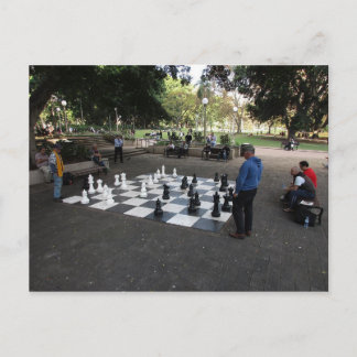 Juego de ajedrez gigante en Hyde Park, postal de S