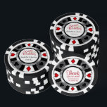 Juego De Fichas De Póquer Estilo casado de Las Vegas<br><div class="desc">Chips de Poker estilo Casino. Casado en Las Vegas. Con un diseño rojo profundo, plateado, blanco y negro. ✔ NOTA: ¡SÓLO CAMBIA LAS ÁREAS DE PLANTILLA NECESARIAS! 😀 Si es necesario, puede eliminar el texto y empezar a agregar de nuevo el texto y la fuente que desee. 📌 Si necesita...</div>