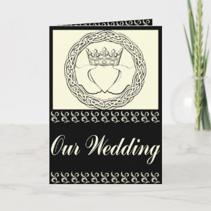 Juego de invitaciones de boda de Claddagh