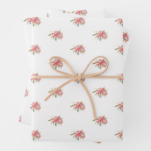 Juego de papel de envolvimiento floral rosado del  (In situ)