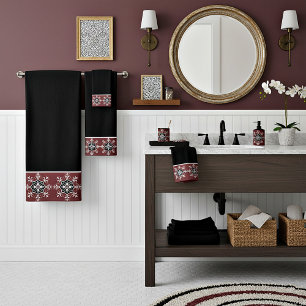 Juego de toallas de baño con medallón negro y rojo