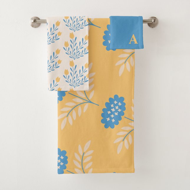 Juego de toallas florales monogramadas (In situ)