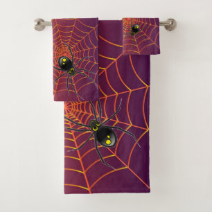 Juego de toallas para baño en el baño de Spider 