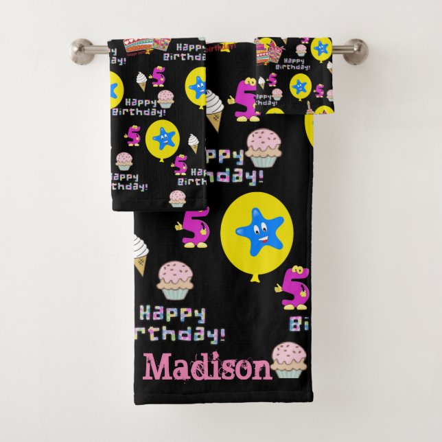 Juegos de toallas, #5 Feliz quinto cumpleaños negr (In situ)