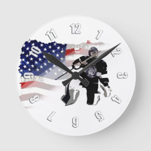 Jugador de hockey y reloj redondo de la bandera es