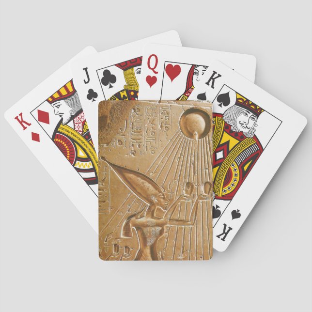 Jugando Cartas Con Akhenaten Adorando A Aten (Reverso)