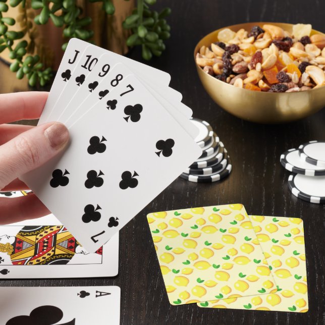Jugar a las Cartas con Limones (In Situ)