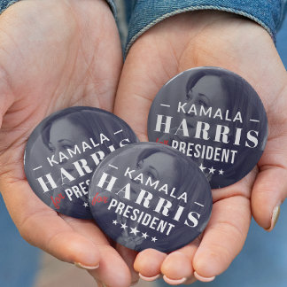 Kamala Harris por el botón de foto del presidente 