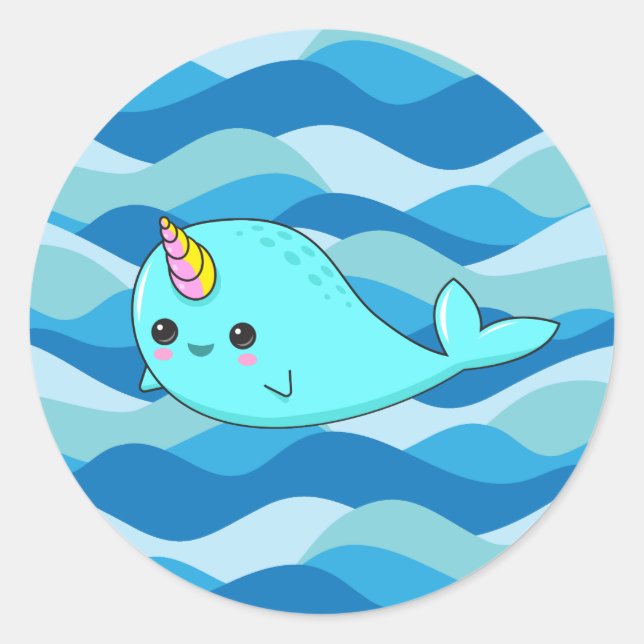 Kawaii Narwhal sobre el Pegatina de las olas azule (Anverso)