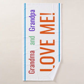 La abuela y el abuelo me aman