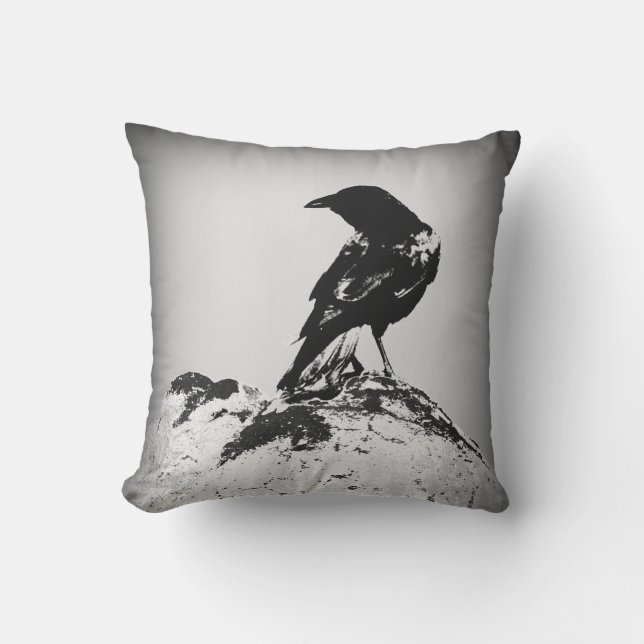 La almohada al aire libre del patio del cuervo (Anverso)