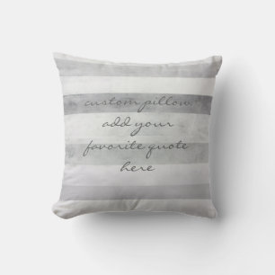 la almohada de encargo añade su propio gris y