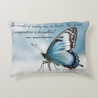 La almohada de mariposa azul
