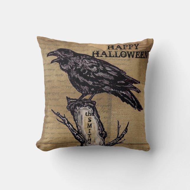 La almohada de Raven Halloween Personaliza Burlap  (Anverso)
