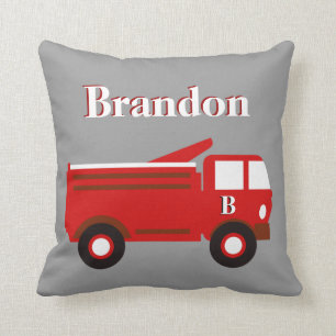 La almohada del muchacho lindo, Firetruck rojo en