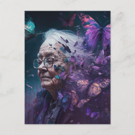 La anciana con la postal de las mariposas púrpura