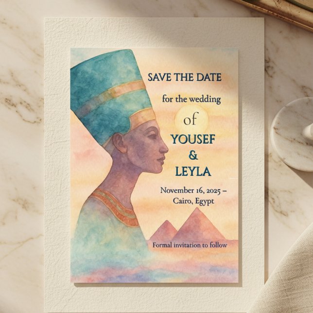 La antigua tarjeta egipcia Regal Nefertiti Save-Da (Ancient Egyptian save the date with Nefertiti.)